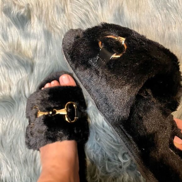 Faux Fur Slides - Picture 2 of 8
